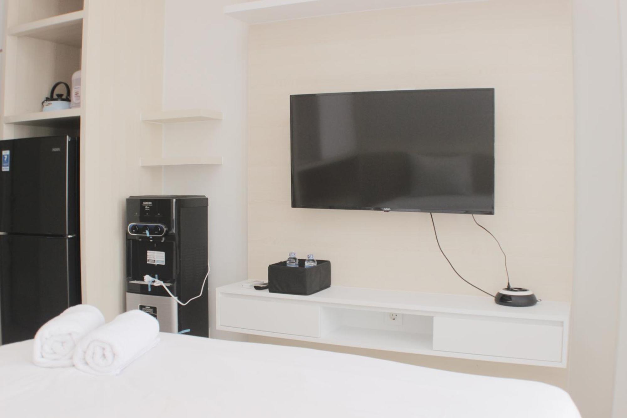 Warm And Cozy At Vasanta Innopark By Travelio * Bekasi