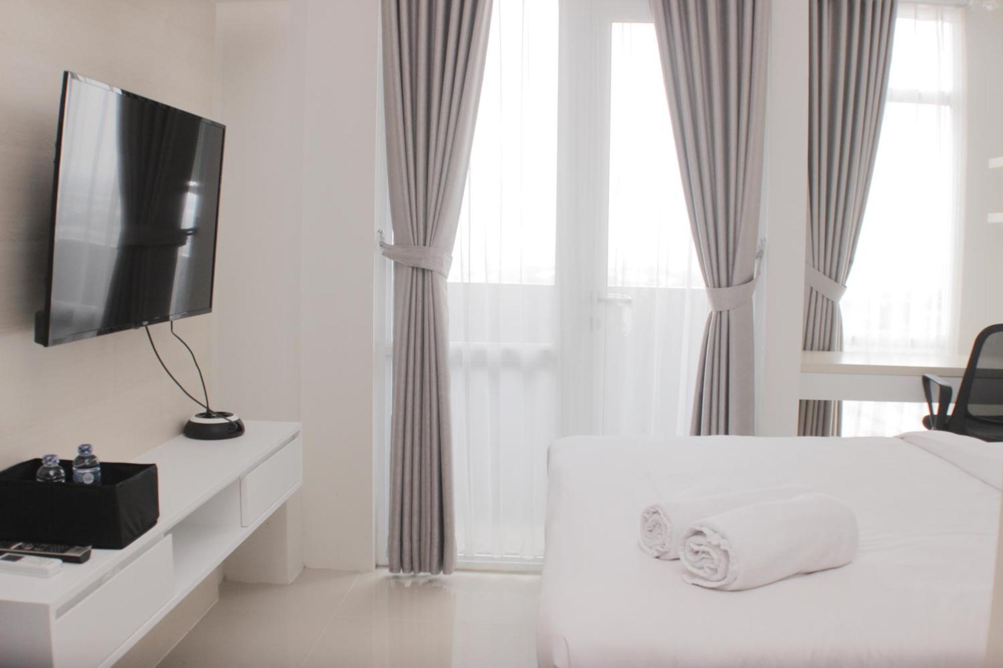 Apartemen Warm And Cozy At Vasanta Innopark By Travelio *